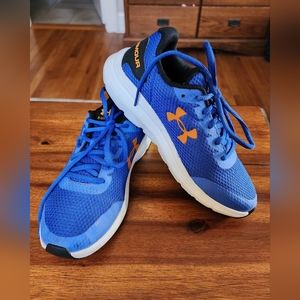 Under Armour Surge 2 Running Shoes (Grade School Size 4)--Lightly Worn
